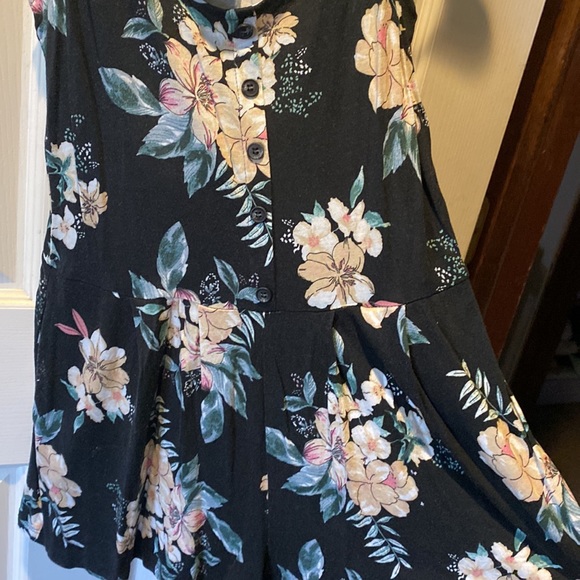 Floral romper - Picture 2 of 6
